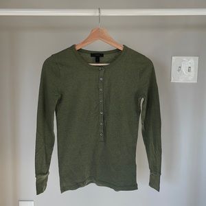 J Crew | Green Henley Long Sleeve Shirt | Women’s XXS